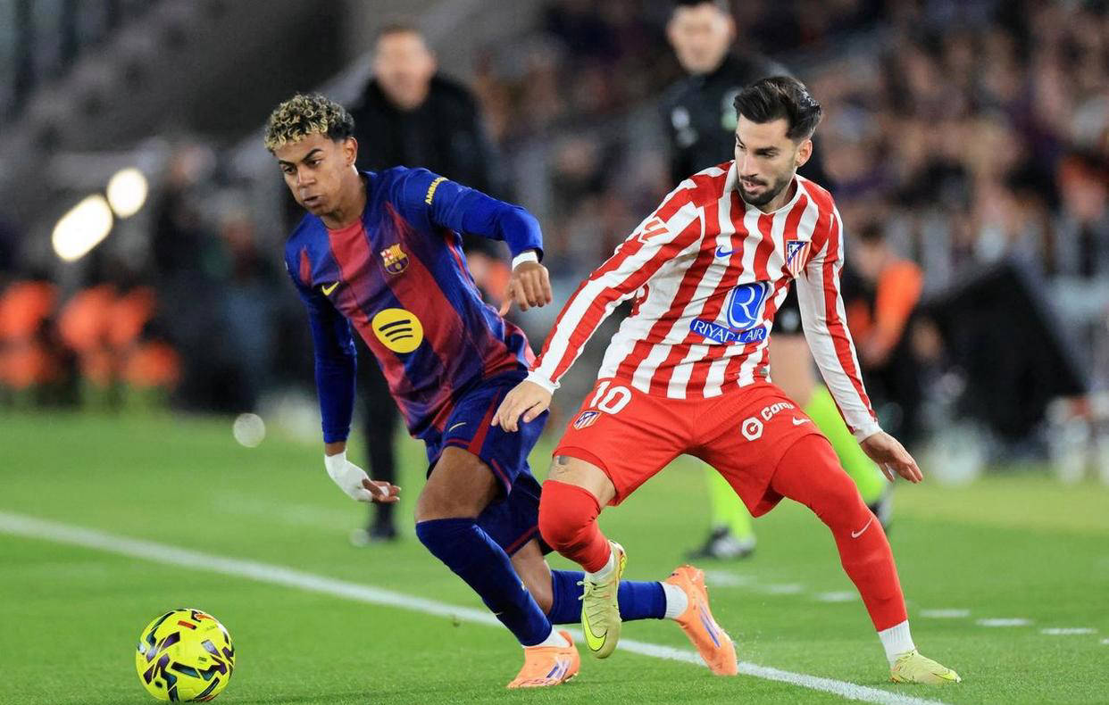 湖人浓眉哥篮下统治力助球队获胜（浓眉内线统治带领湖人取胜）