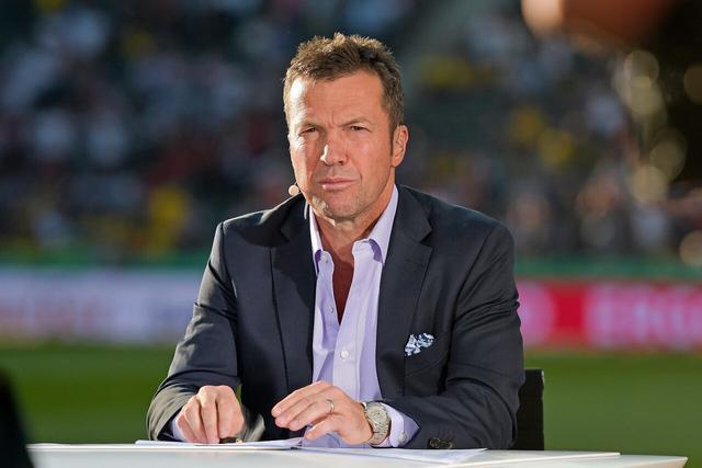 湖人詹姆斯关键三分锁定胜利（詹姆斯命中制胜三分，助湖人收获胜利）