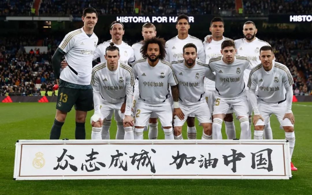 王楚钦拼尽全力，网友：实力差距太大（王楚钦竭尽所能，网友直言：实力悬殊过大）