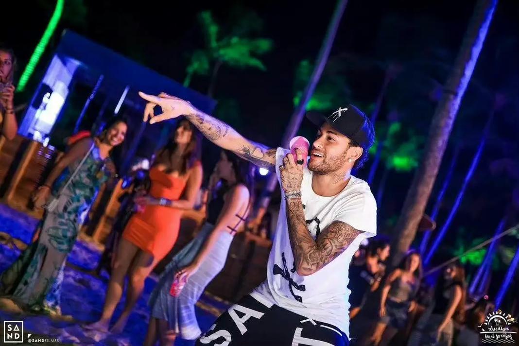 陈哲宣得到津门虎赛季首红，中超所有球队本赛季都有红牌入账（陈哲宣吃到津门虎赛季首张红牌，中超本季无一队零红牌）