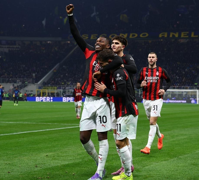 全市场：替补出场表现优异，巴图里纳是尼科-帕斯离队后的首选（全市场：替补高光，尼科-帕斯离队后巴图里纳成第一选择）