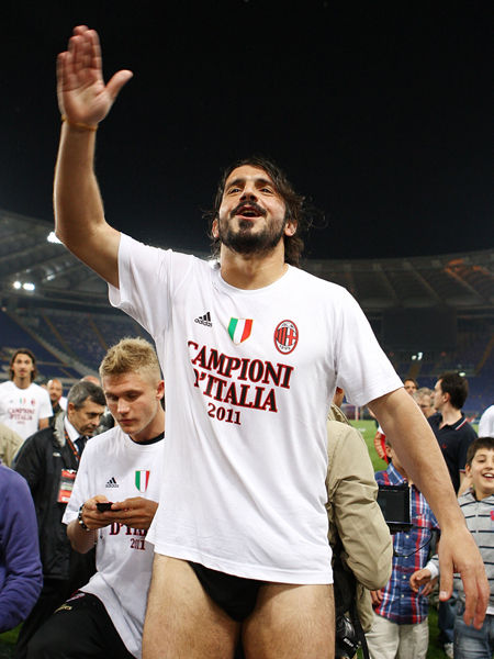 法U19队长：队友都叫我基米希，可能觉得我和他很像（法国U19队长：队友都喊我基米希，或许觉得风格相似）