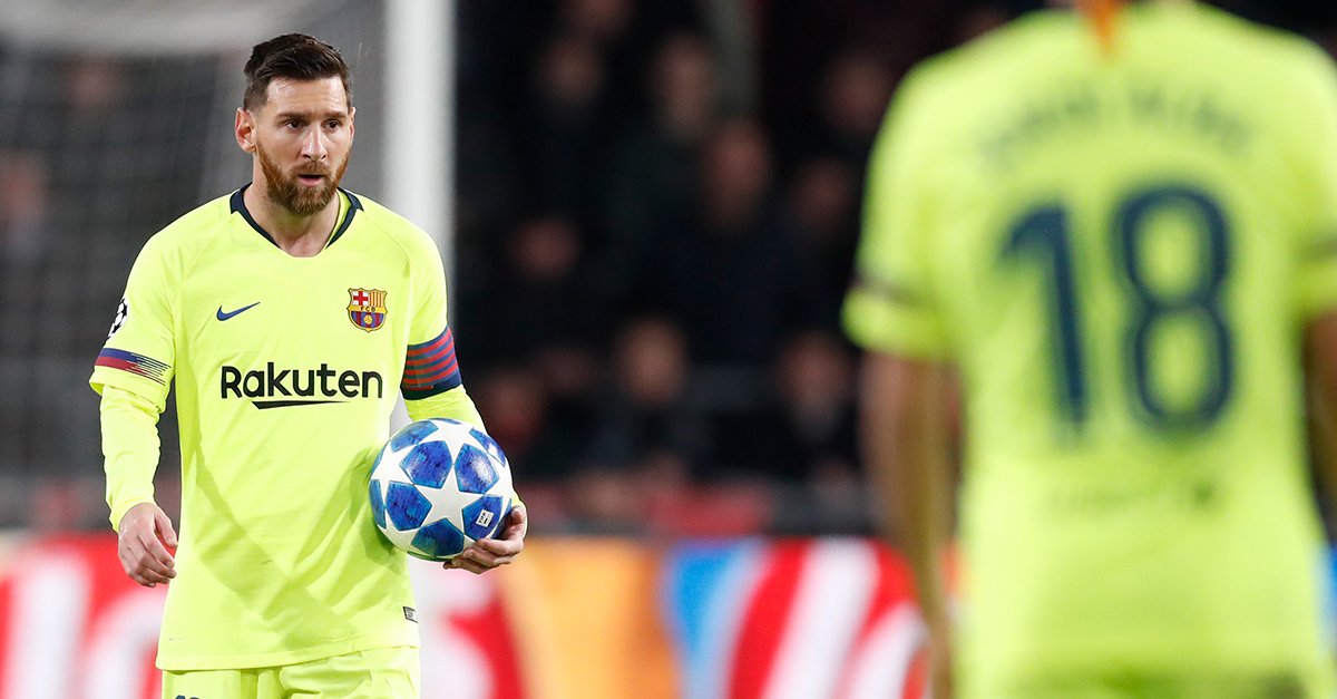 弗里克西甲场均积分2.36，执教50+场主帅中仅次于瓜帅和穆帅（弗里克西甲场均2.36分，50+场主帅中仅逊瓜帅与穆帅）