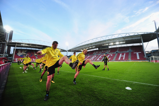 意大利杯尤文2-0乌迪内斯晋级，乔纳森-戴维、洛卡特利建功（意杯尤文2-0乌迪内斯过关，乔纳森-戴维、洛卡特利破门）