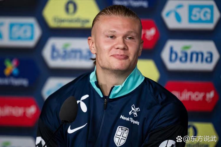 西媒：加西亚被阿拉维斯球员肘击后出现头晕，因此半场被换下（西媒称加西亚遭阿拉维斯球员肘击后感到眩晕，半场即被换下）